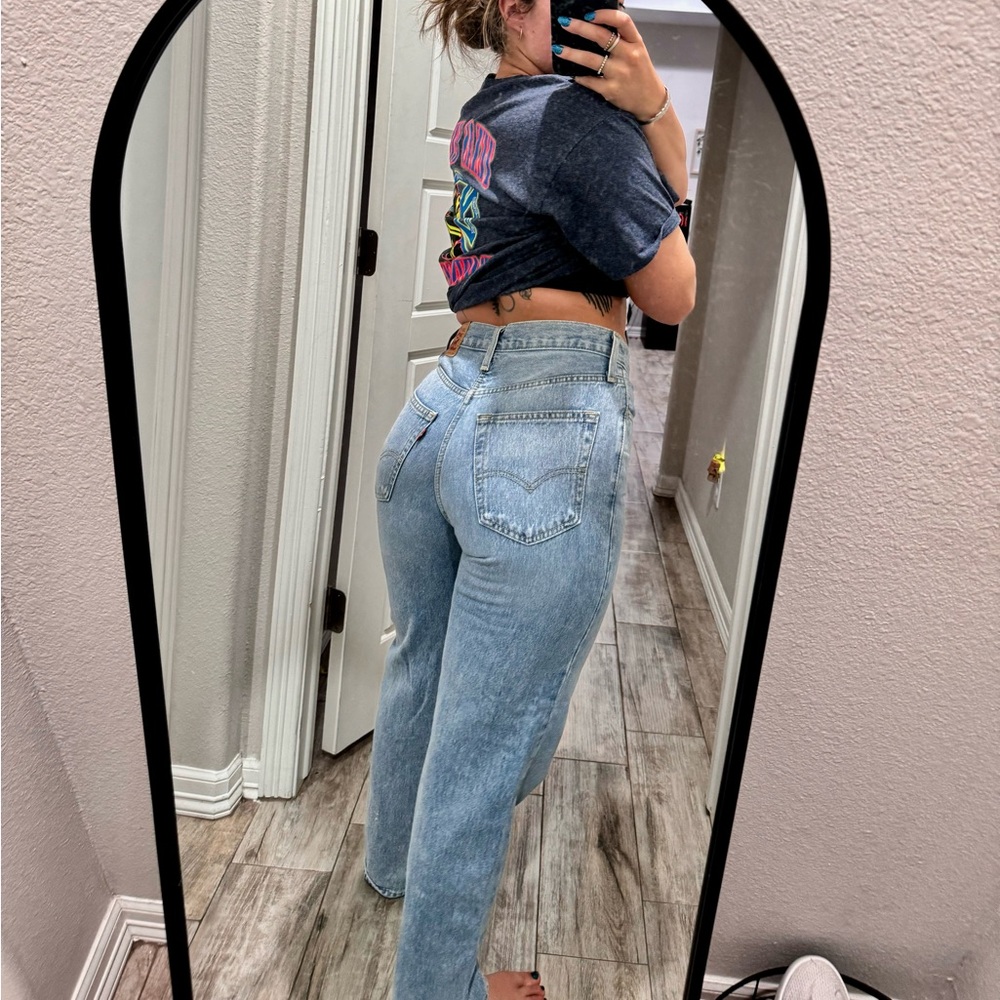 Women’s vintage Levi jeans - size 27